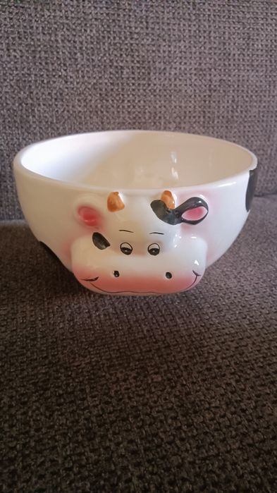 Tigela vaca em loiça