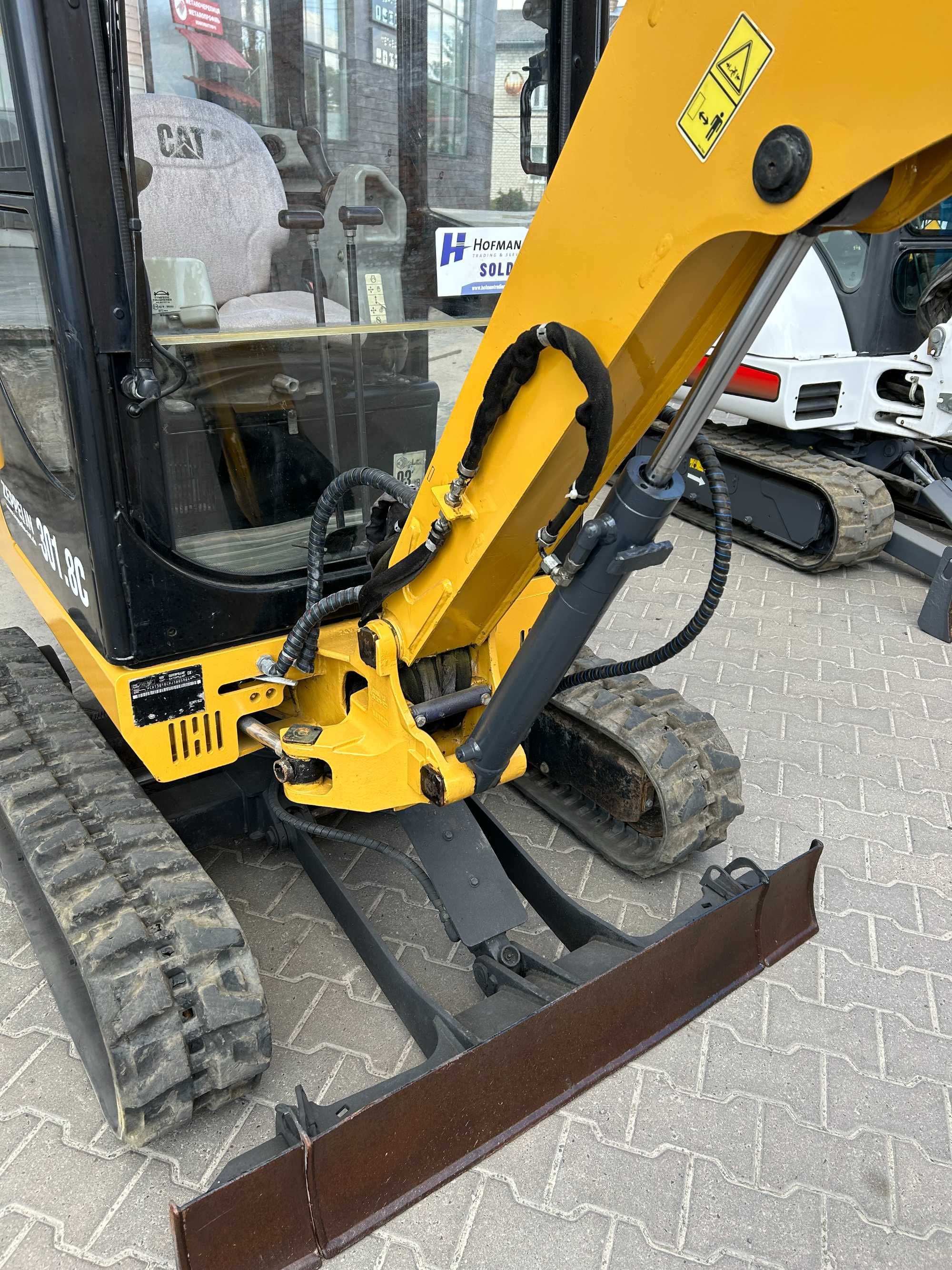 Міні-екскаватор Caterpillar 301.8 2011 в Костопілі