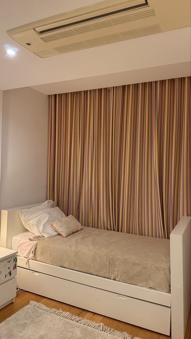 Cama de solteiro com gaveta e 2 colchoes