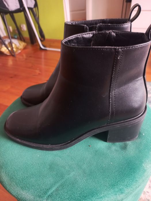 Botki damskie czarne rozm 37