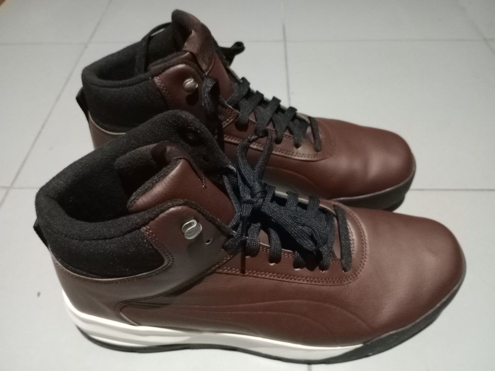 Botas Puma N°45 novos