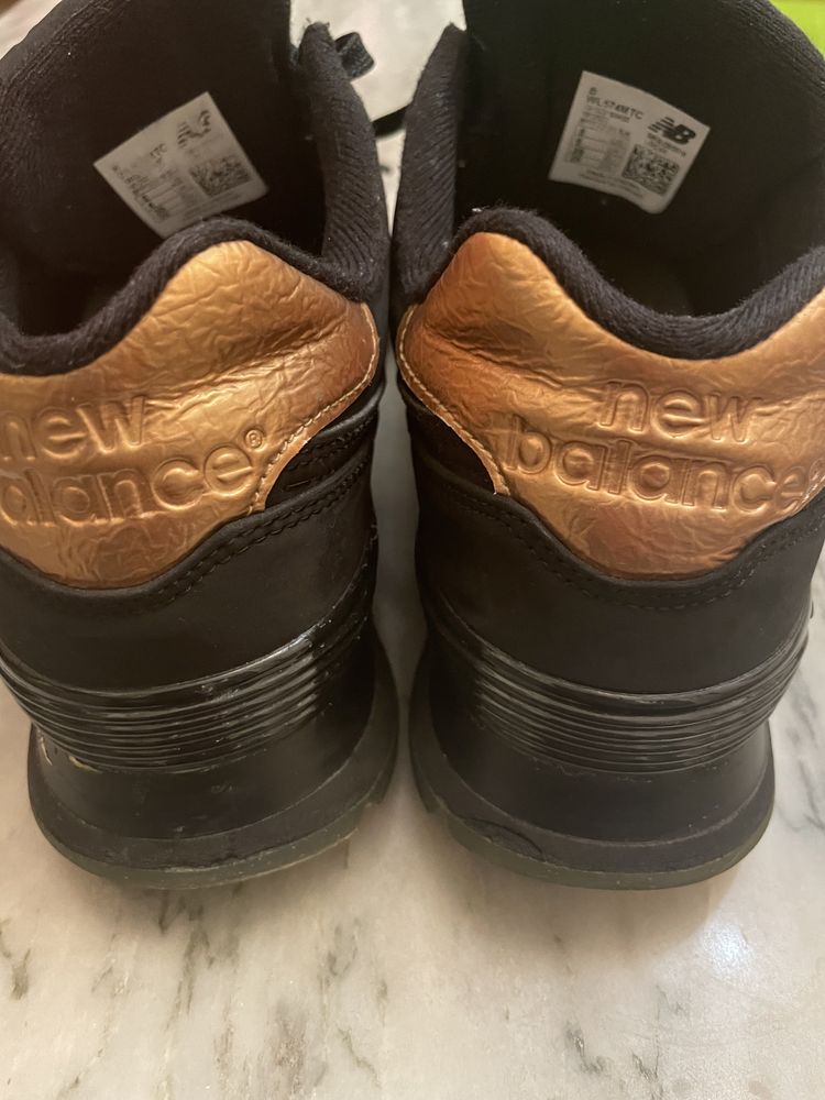 Кросівки new balance 574 wl574mtc, черні з золотом