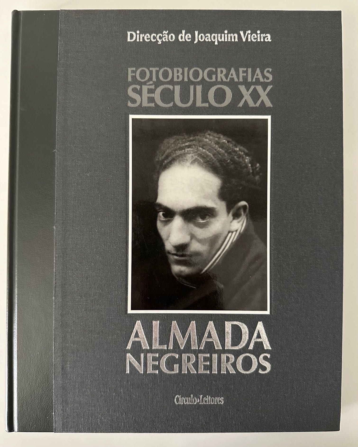 Almada Negreiros - Fotobiografias Século XX - 2001