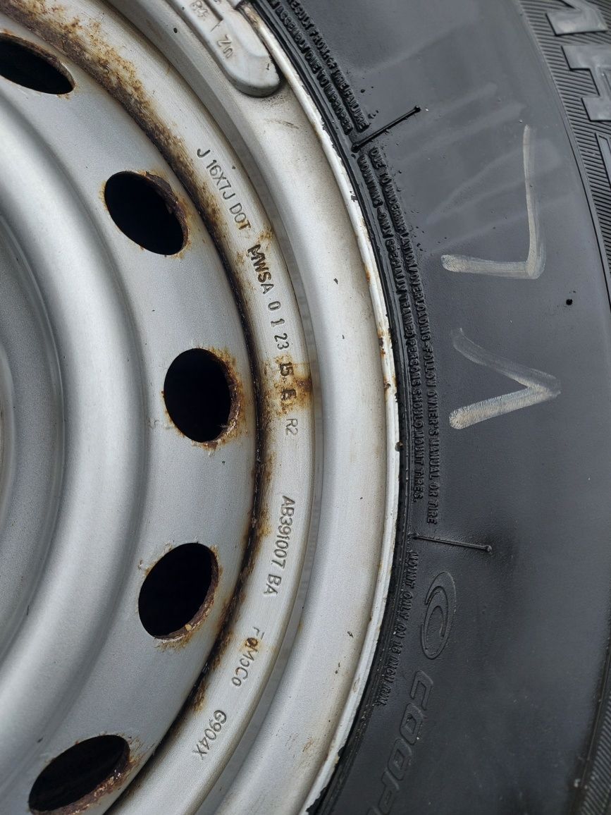 komplet kół Ford Ranger 6x140.5 ET55 felgi 7 X 16 Opony 255 70 R16 T