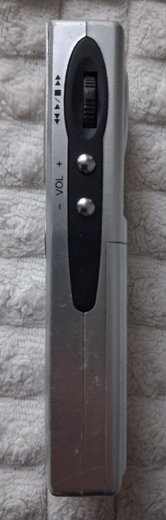 Dyktafon cyfrowy Denpa USB-24 radio FM