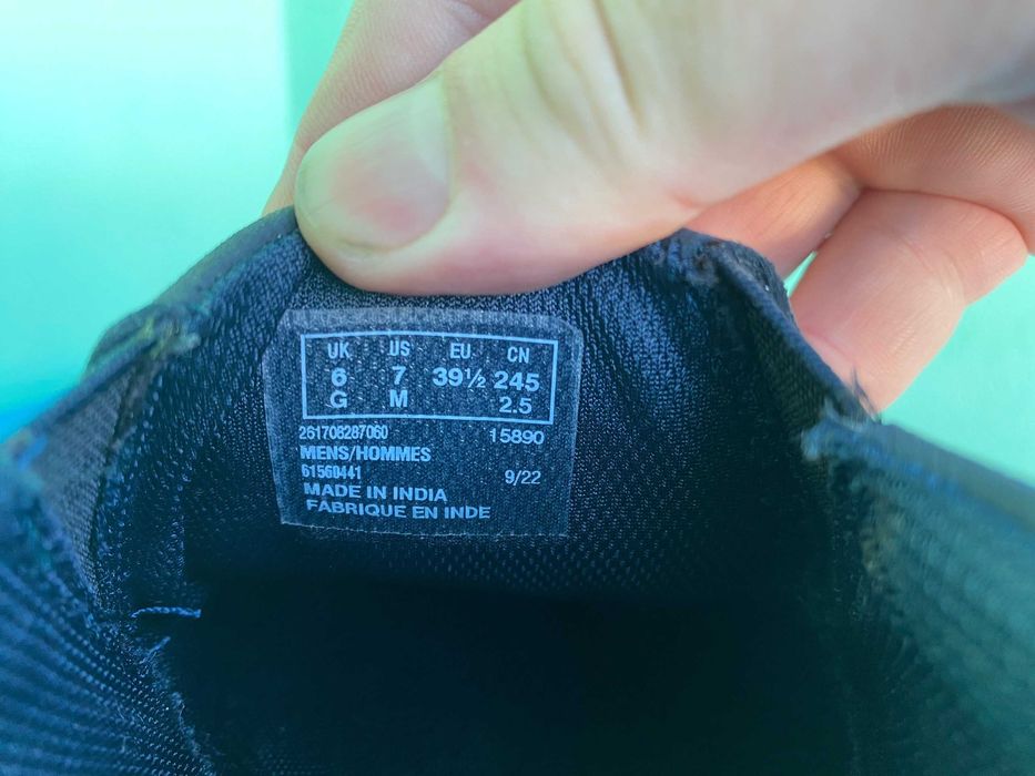 Сліпони   Clarks