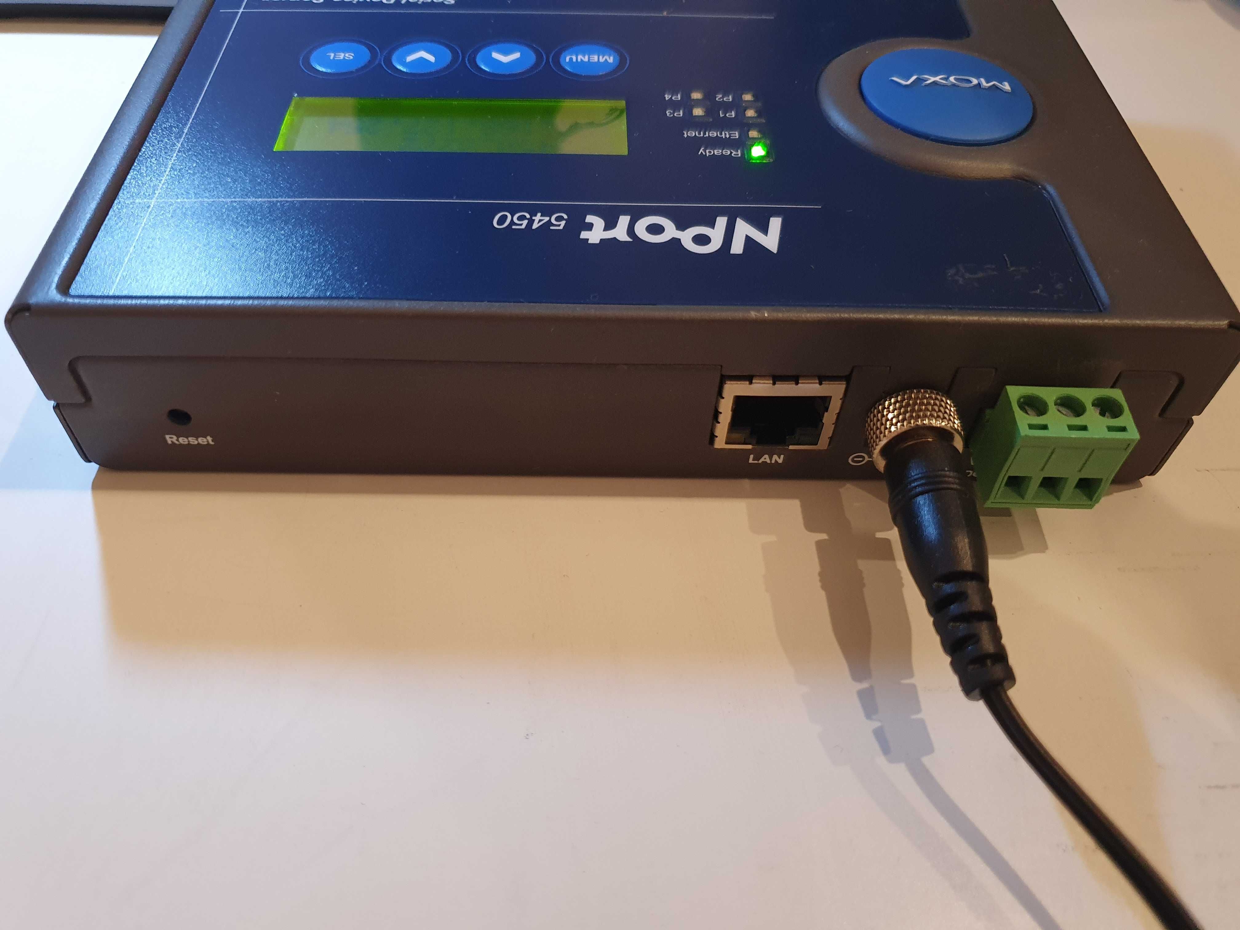 Serwer portów szeregowych Moxa NPort 5450 4x RS-232/422/485