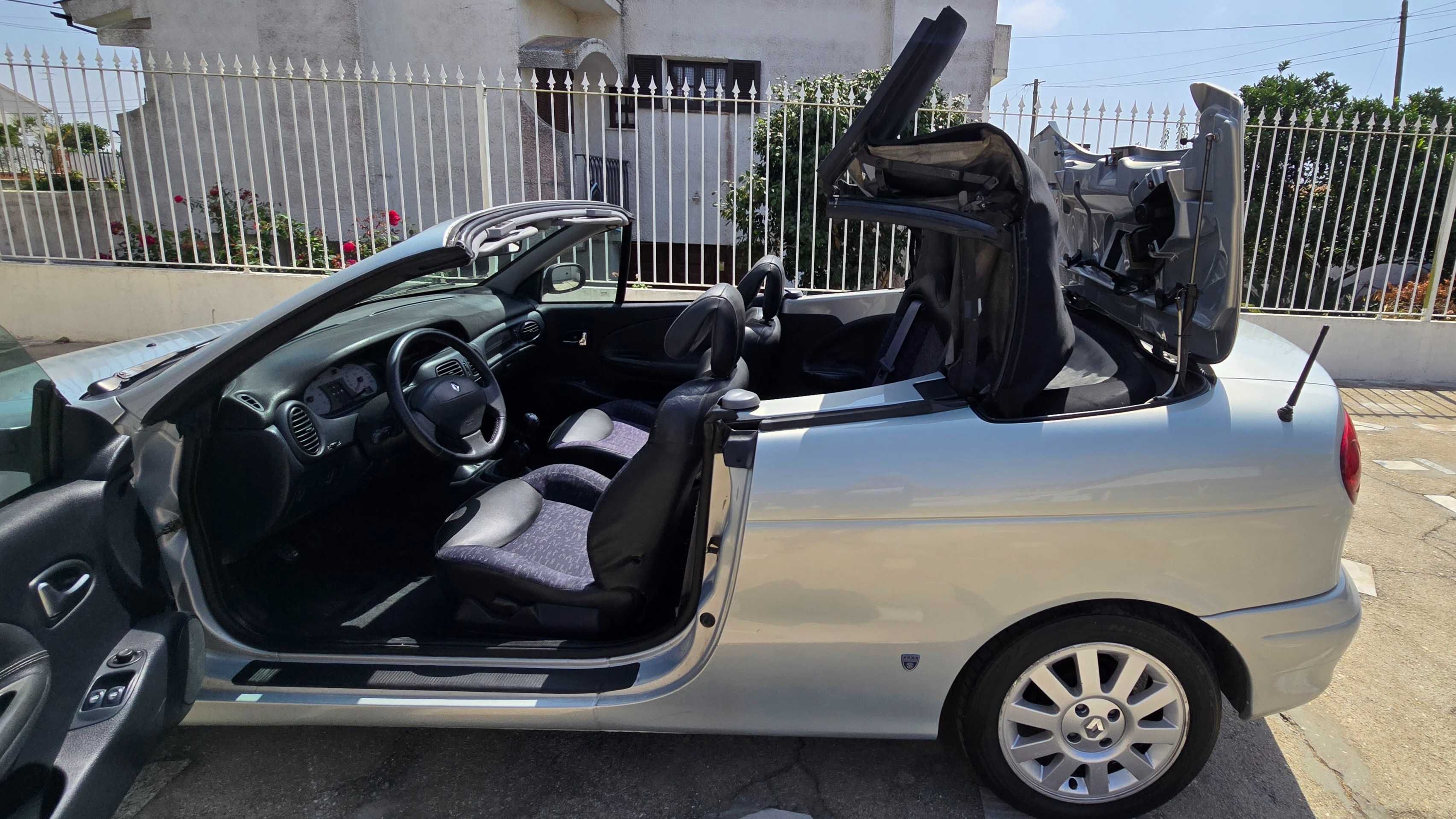 2002 Renault Megane Cabrio
