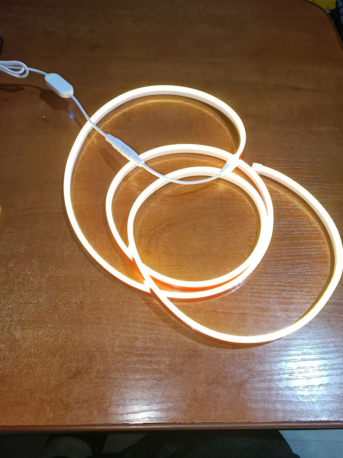 Taśma świetlna 2m  LED, 5V USB COB Elastyczna ściemnialna do wewn/zewn