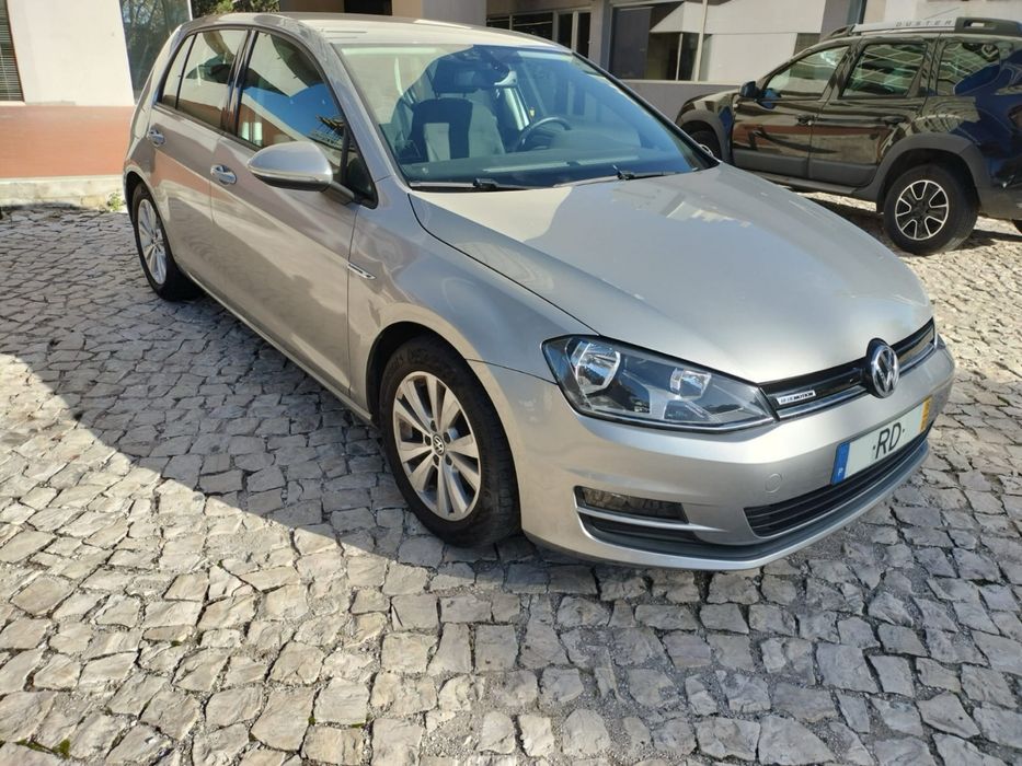 Volkswagen GOLF 1.6 TDI Confortline Bluemotion cx6 5P Cinza