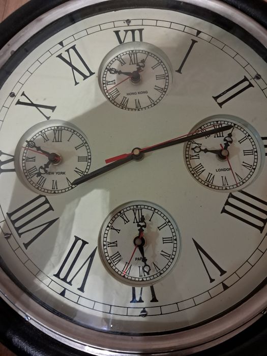 Relogio antigo a pilhas