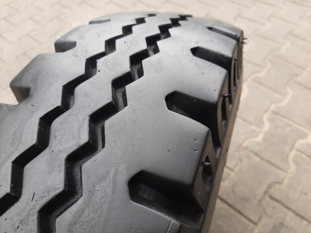 Koło używane przemysłowe (WIDLAK) 7.00-12 STOMIL U43 150zł W4496