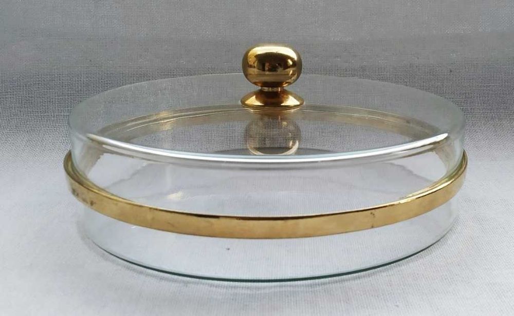 Szklany pojemnik z elementami pozłacanymi Siegl