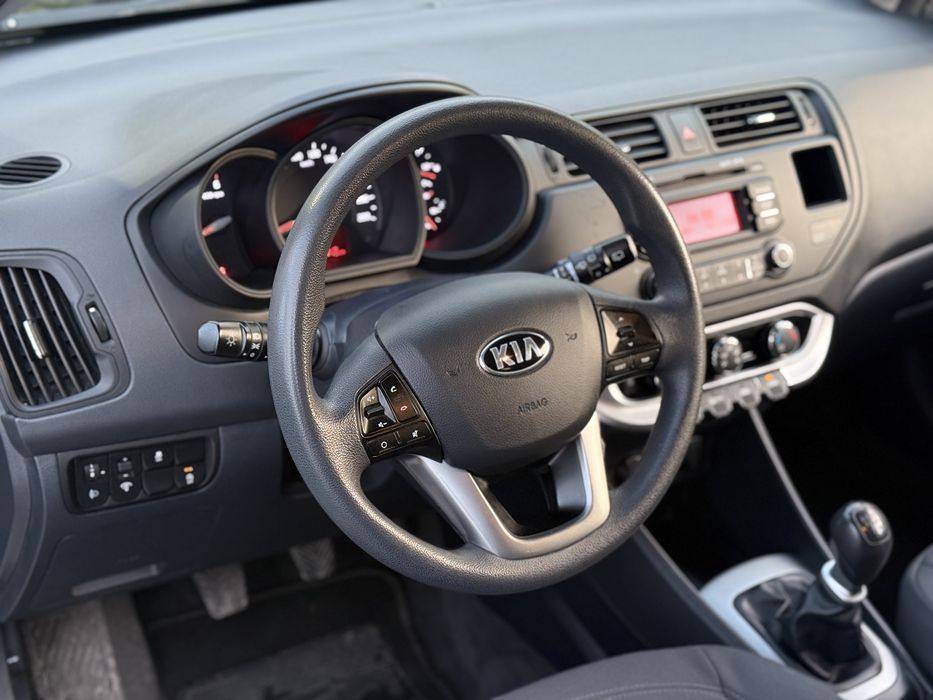 Kia Rio 1.1 CRDi | VAN | IVA DEDUTÍVEL