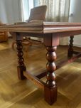 Drewniany. stylowy stolik kawowy vintage