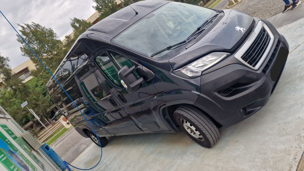 Peugeot Boxer Premium