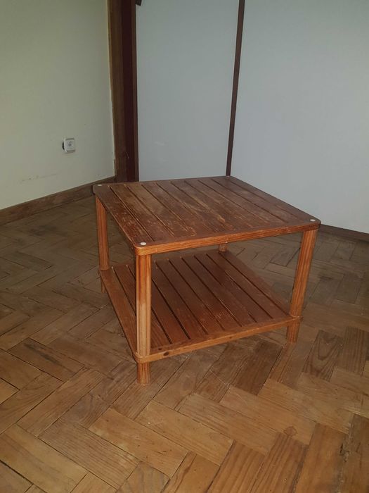 Mesa de apoio madeira clara