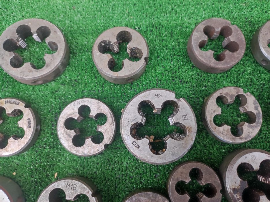 Плашка метрична, лерка виробництво СССР різні розміри