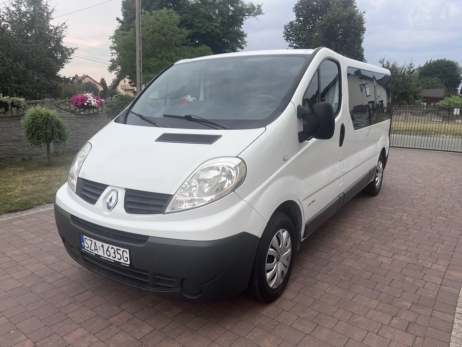 Wynajem busa 9 osobowego długoterminowy krótkoterminowy najem busy