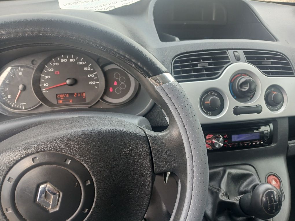 Sprzedam Reno Kango z2013.r.1.5.diselek 75/km