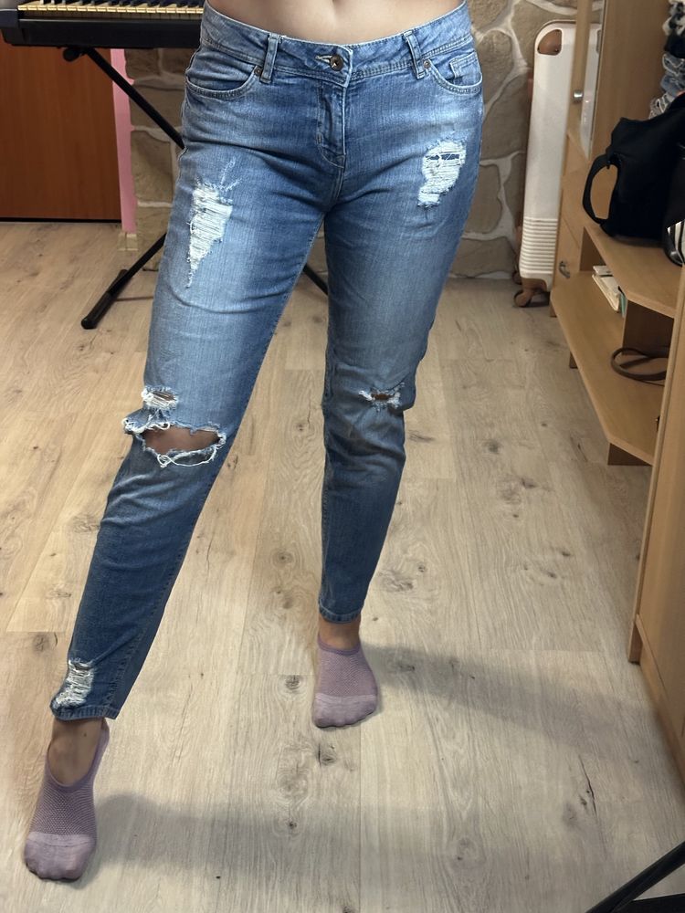 Jeansowe spodnie z przetarciami Boyfriend H&M 36 S