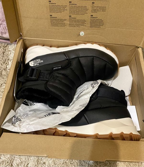 Зимові нові ботинки The North Face 36 розмір