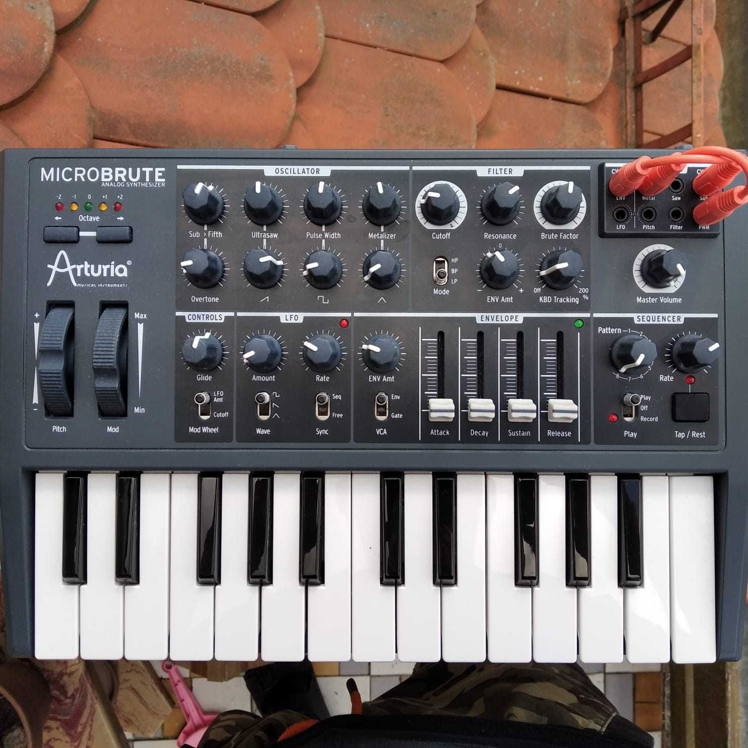 ARTURIA Microbrute