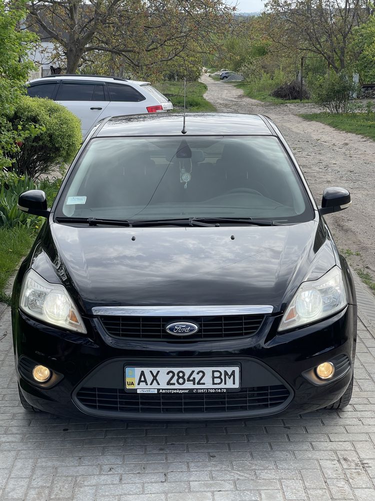 Ford Focus 2 Рестайлинг. 1.6 газ/бензин