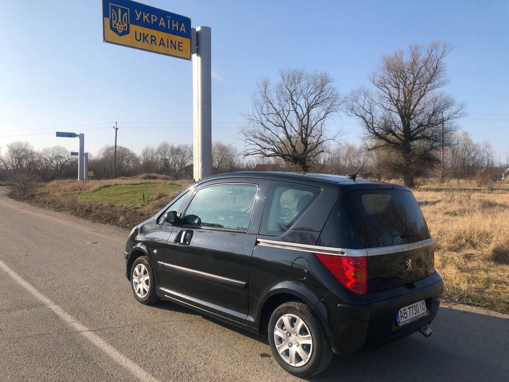 Peugeot 1007, 2005р.в. 1.4 бензин, механіка