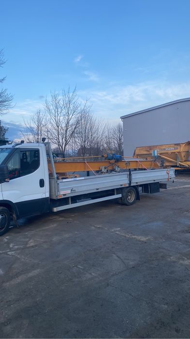 Uslugi transportowe Bus DŁUGA SKRZYNIA ZALADUNKOWA 6m