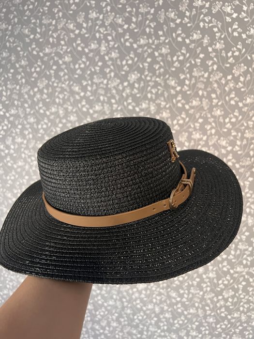 Продам шляпу черную