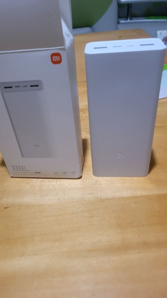 УМБ Xiaomi Mi Power Bank 3 30000 mAh USB-C 18W Fast Charge PB3018ZM Wh