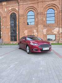 Ford mondeo 2.0 177 km ruby red