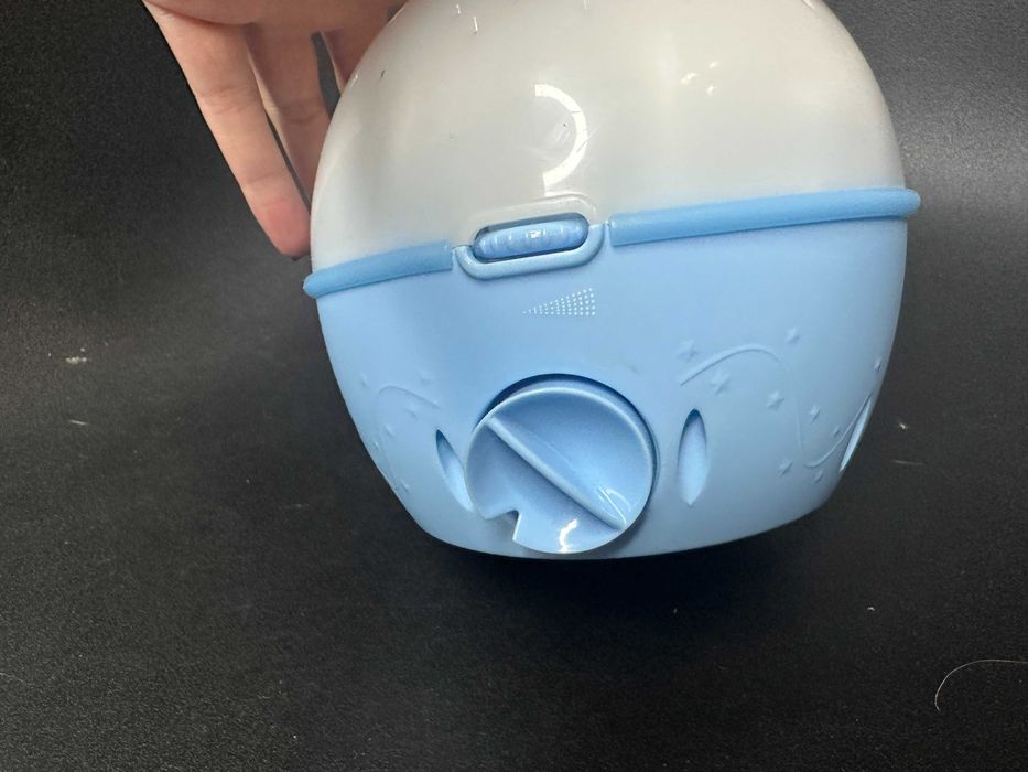 Ночник проектор на детскую кроватку chicco музыкальный.