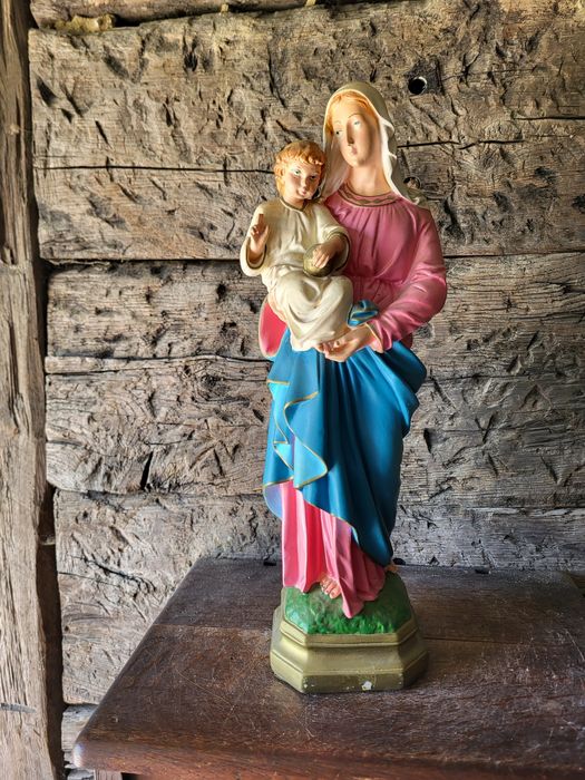 Włoska figurka Maryja Matka Boska