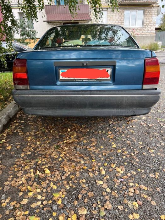 Opel Omega A 2.0 бензин, 1988