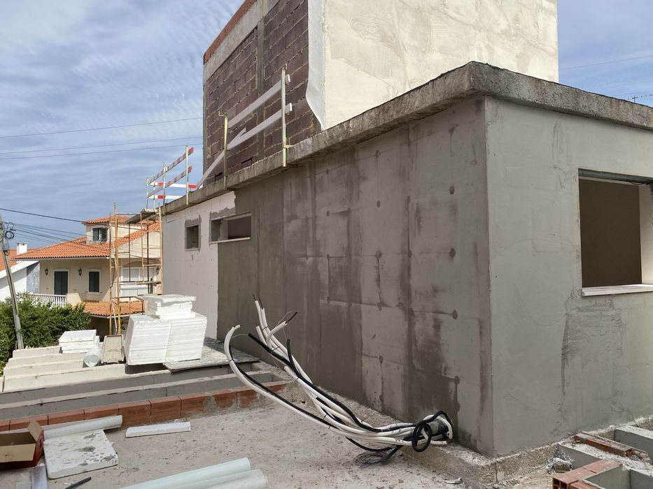 Latitude100Diferença – Construção e Remodelação em Geral