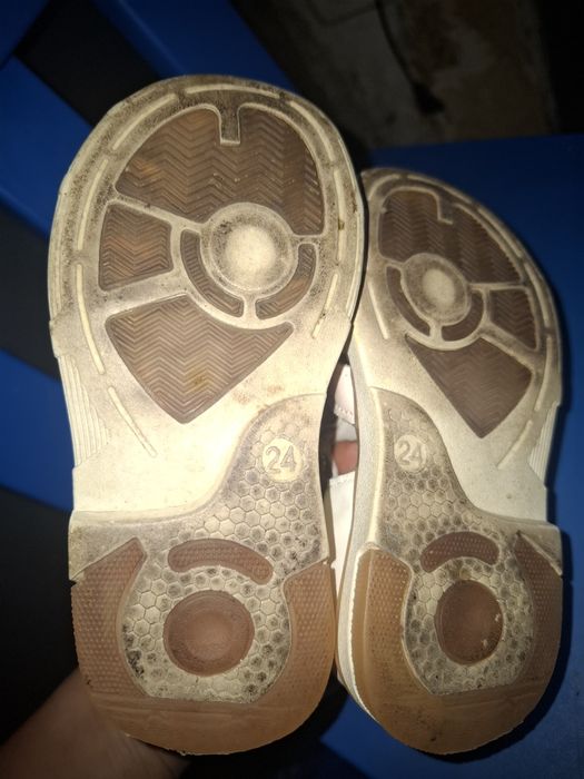 Босоніжки 24р, 15 см