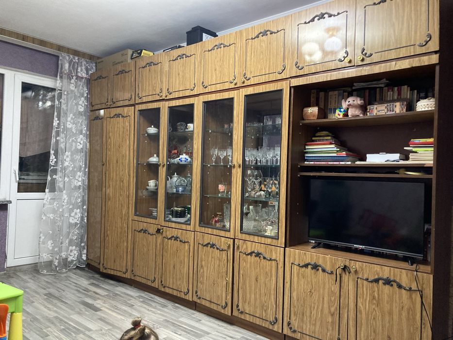 Стєнка для комнати/ меблі на дачу