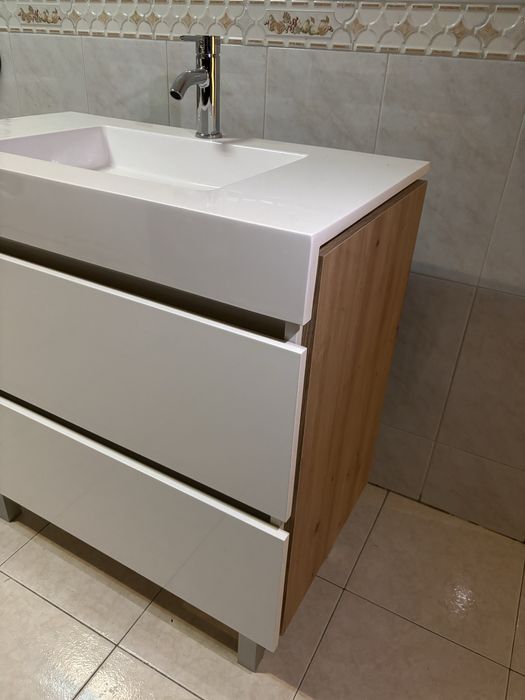 Móvel de casa de banho