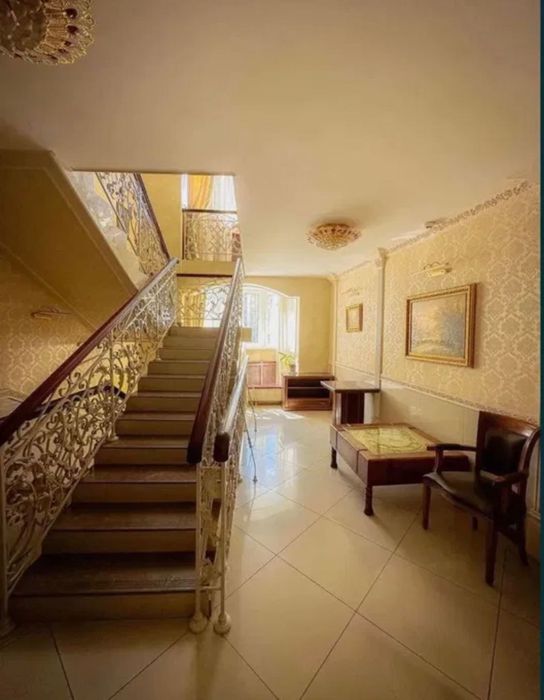 Аренда большого уютного кабинета для косметолога без комиссии Rivermol