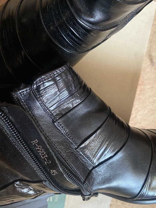 Продам ботинки 45 размер, Утеплены байкой.