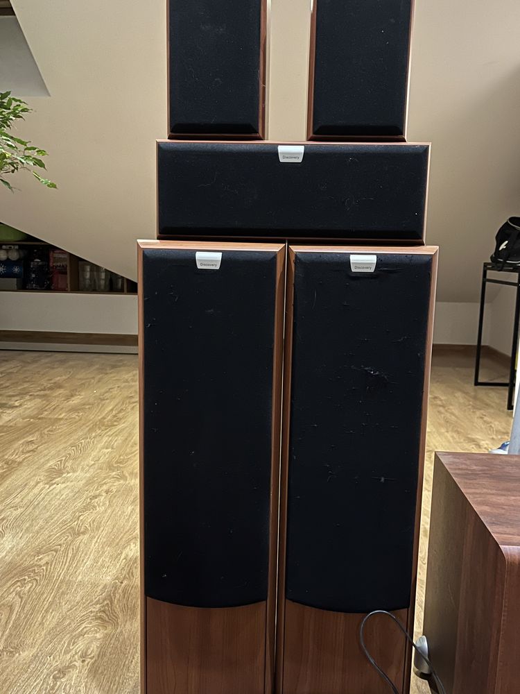 Zestaw kina domowego Yamaha z subwoofer i kolumnami