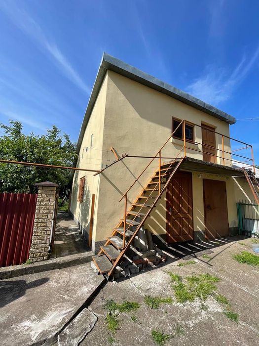 Продаж 2-поверхового будинку 173м² з ділянкою 5.4 сотих по вул. Куліша