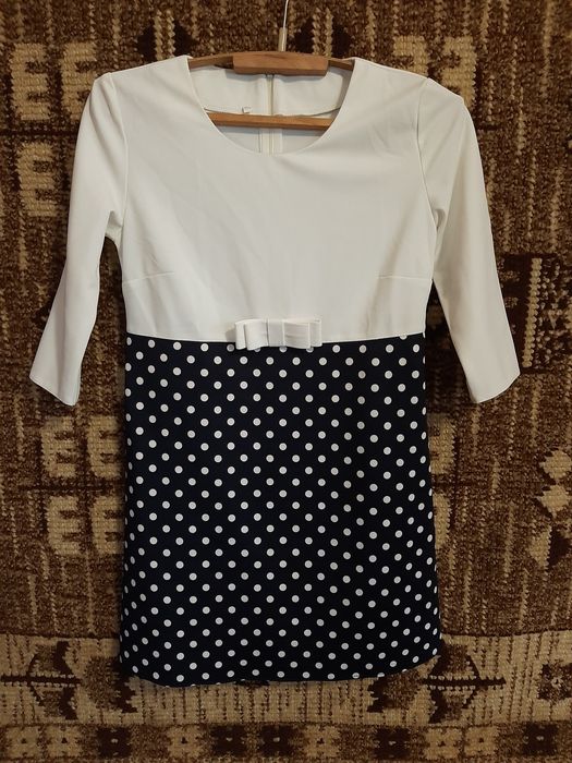 Платье нарядное новое