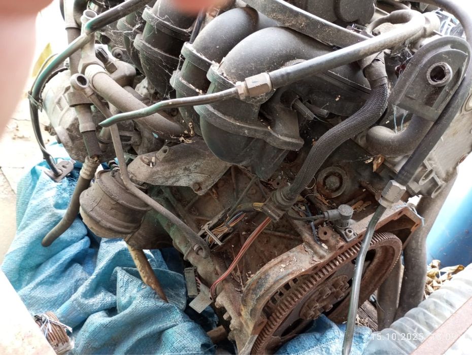 Двигун для автомобіля