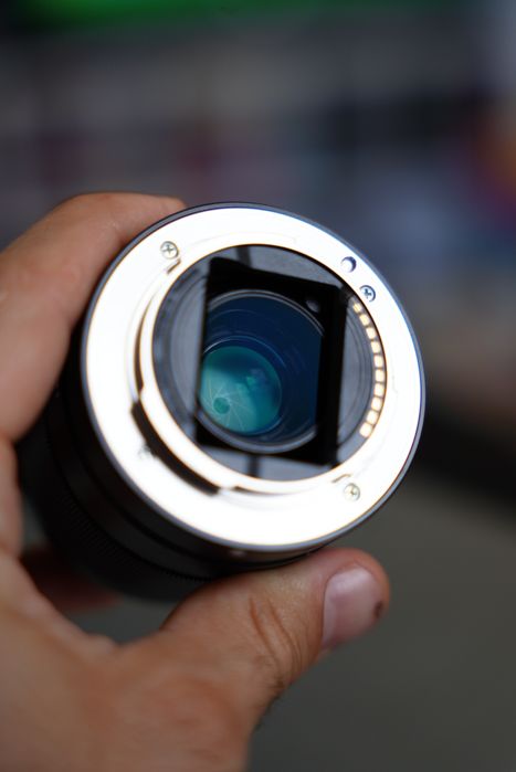 Obiektyw Sony FE 2/28