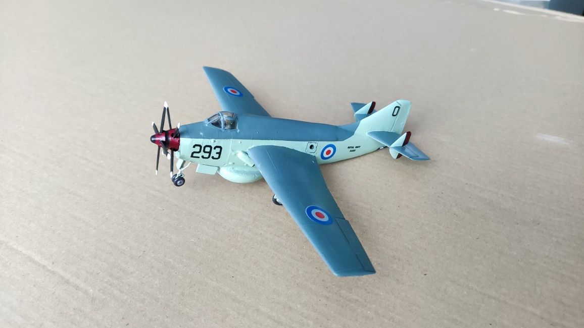 Сборная модель самолета 1:72 Fairey Gannet AEW.3