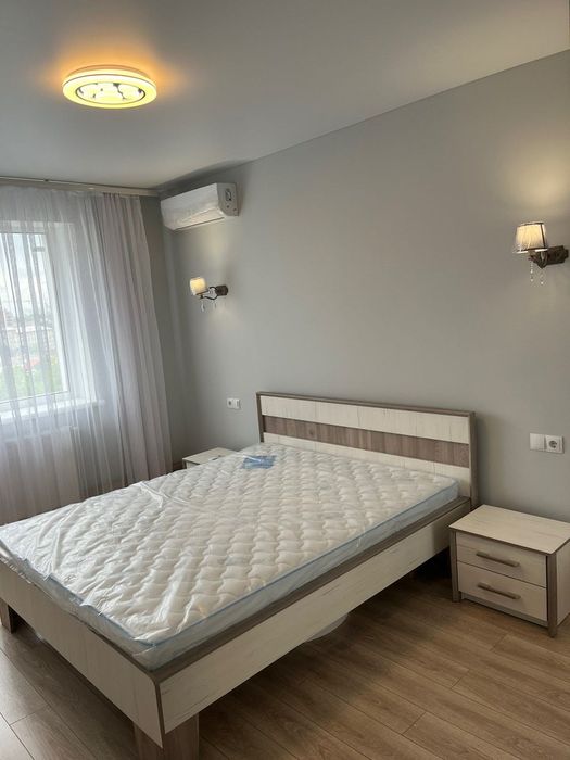 Оренда сучасної 2 км квартири в центрі міста