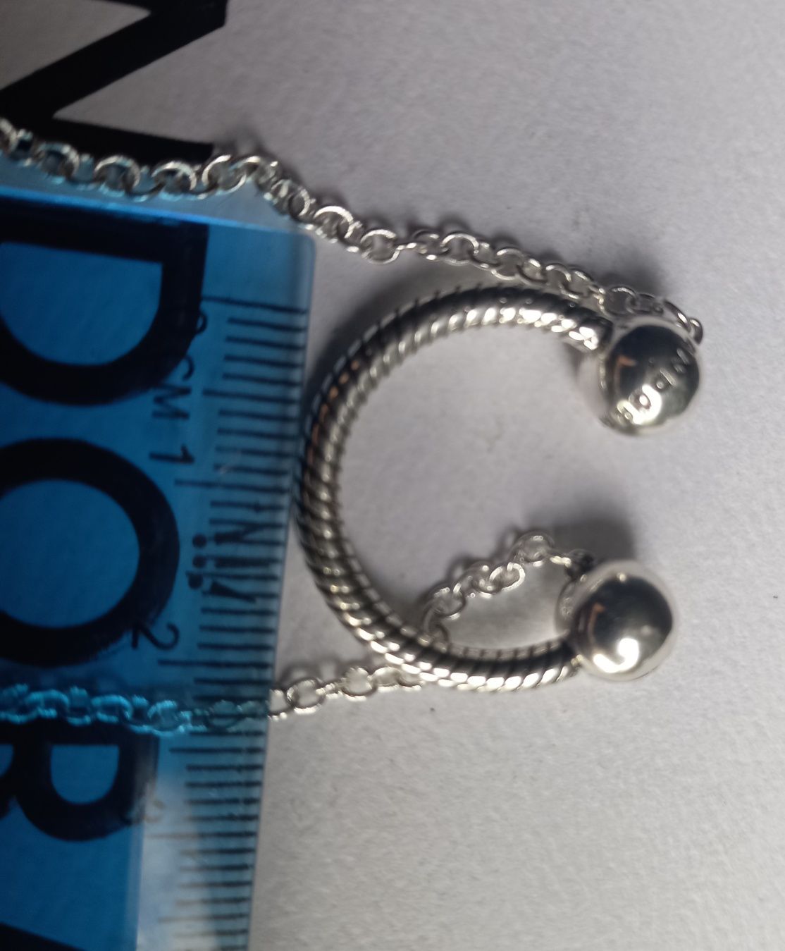 Nowy naszyjnik Pandora Moments łańcurzek z zawieszką logo charms 925s